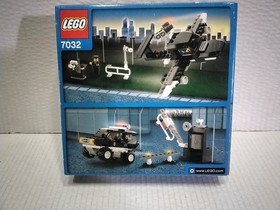 LEGO 7032 World City Police and Rescue Police 4WD and Undercover Van - Factory s