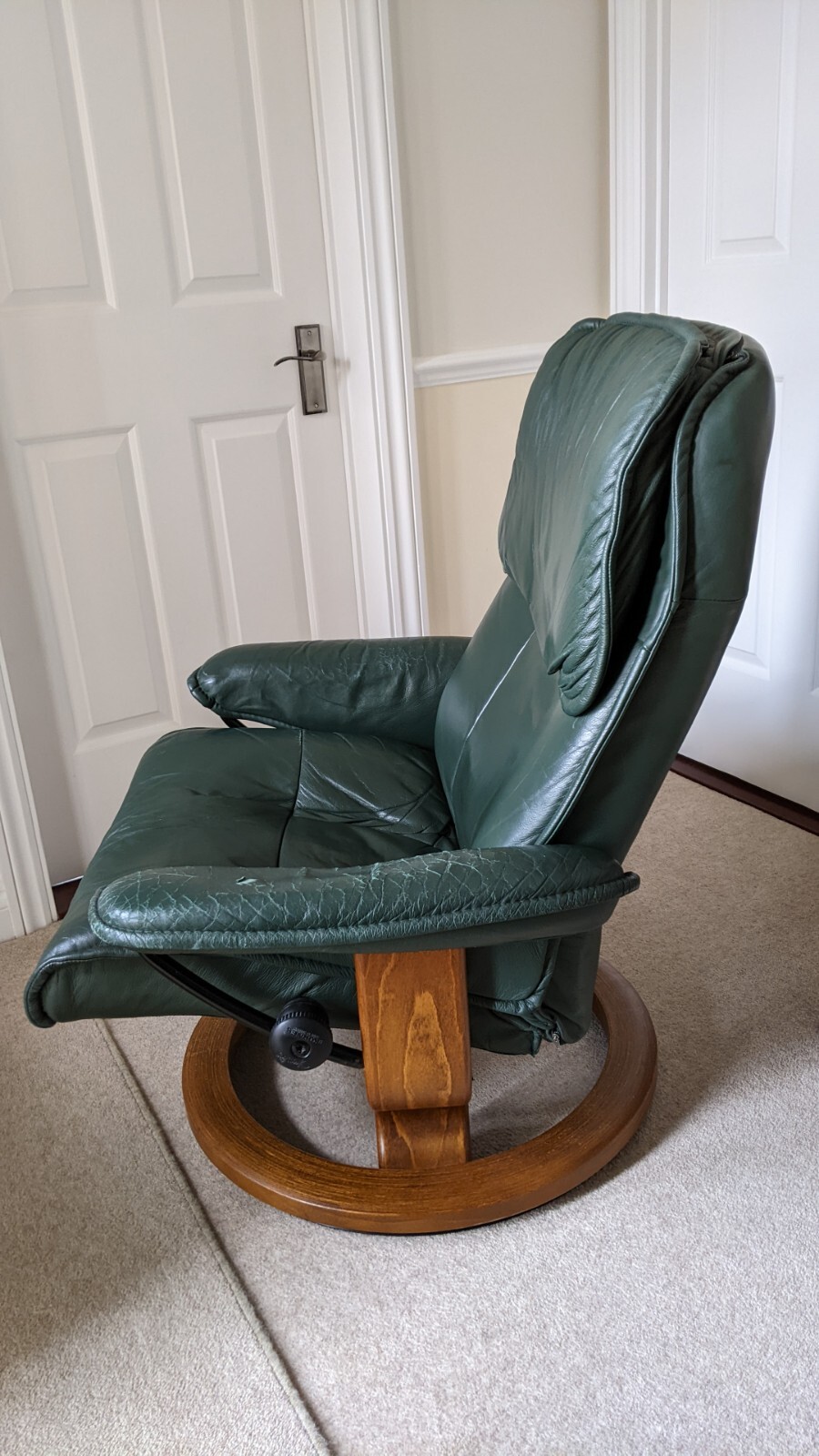 stressless recliner chair eBay