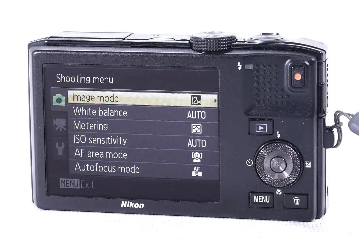 美品] Nikon COOLPIX S8200 [ノーブルブラック]