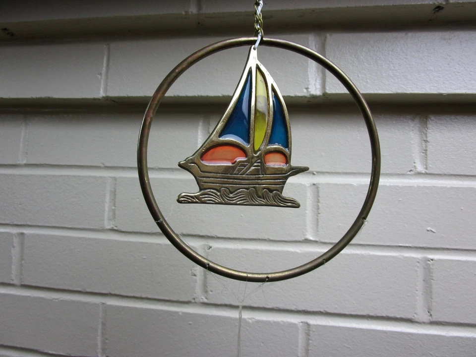 Carillones de viento de playa Nautilus de latón velero vitral vintage ~ rústico/pátina Foto 4 de 4