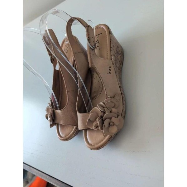 b.o.c. Born Concept Tan Leather Floral Slingback Peep Toe Cork Wedge Sandals 8