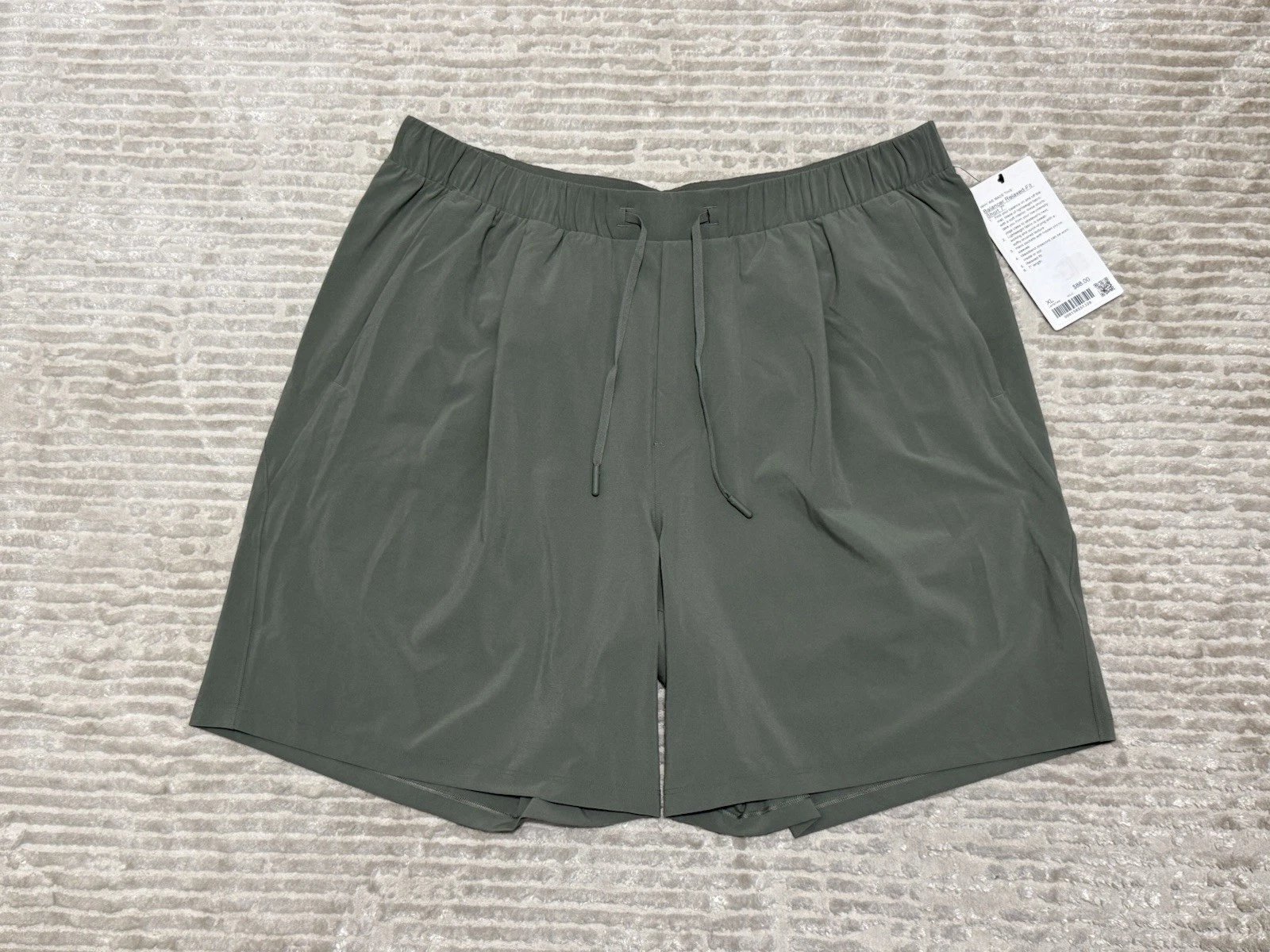 Lululemon Balancer Relaxed Fit Short 7" Inch Shorts Willow Leaf - XL