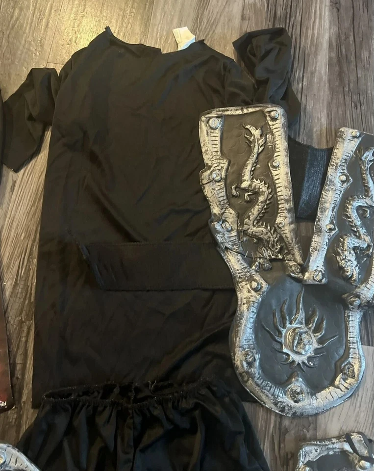 Disfraz de Luchador Ninja Talla Pequeña 6 Niños Traje de Halloween Negro Plata Conjunto de Armadura Foto 4 de 4