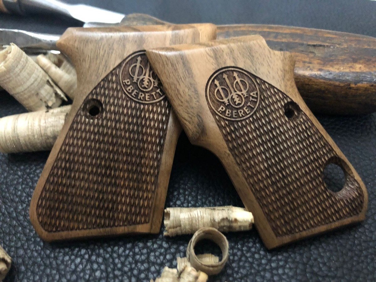 Beretta 950 950B 950BS Jetfire Minx faux Ivory /Bone Plastic Grips .25
