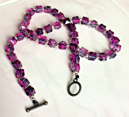 Two Tone Purple Coloured Faceted Cube Bead Necklace. Length 19 Inches. - Picture 5 of 6