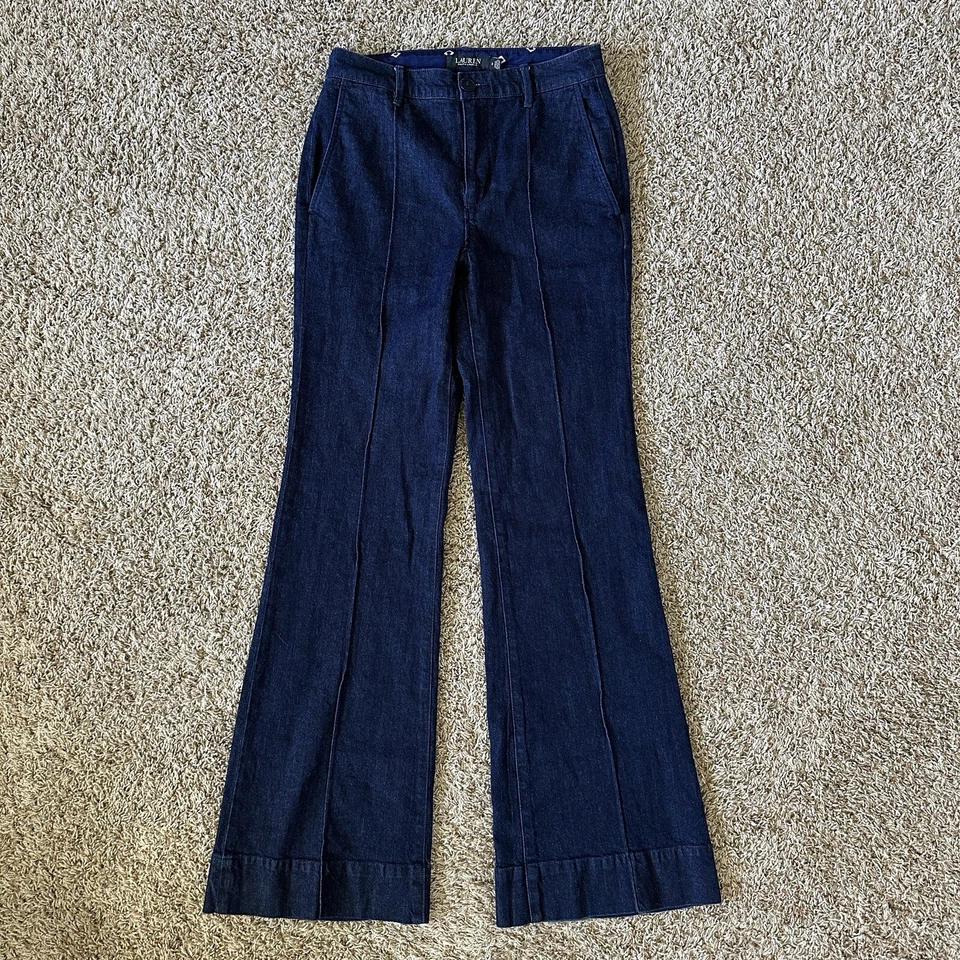 Pantalón de mezclilla acampanado pierna ancha lavado oscuro Lauren Ralph Lauren para mujer talla 2 Foto 2 de 4