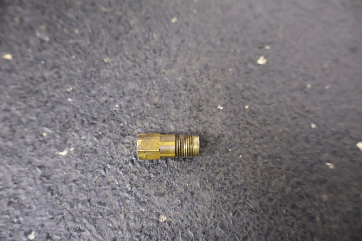 ノーマル+金字 KAWASAKI 2001 ZX900 ZX9R NINJA CARBURETOR MAIN JET HOLDER NOZZLE