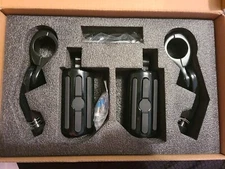 Junjumoto Short Angled Highway Pegs Mounting Kit Black Harley 