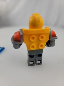 LEGO Battle Suit Axl minifigure NEXO Knights With Shield 