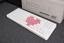 Fully Custumized White Wooting 80 HE, Clear Heart with jelly keycaps