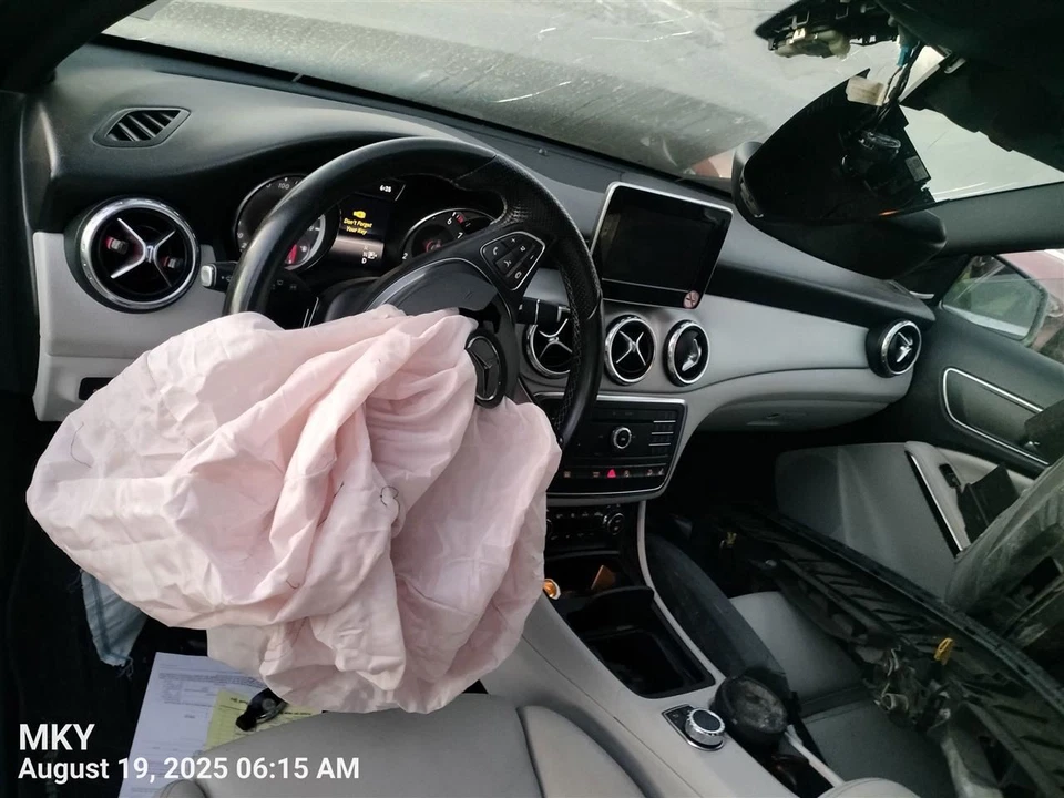 BOBINA TRASERA DERECHA/RESORTE NEUMÁTICO 1563240504 2015-2020 MERCEDES-BENZ GLA250 Foto 4 de 4