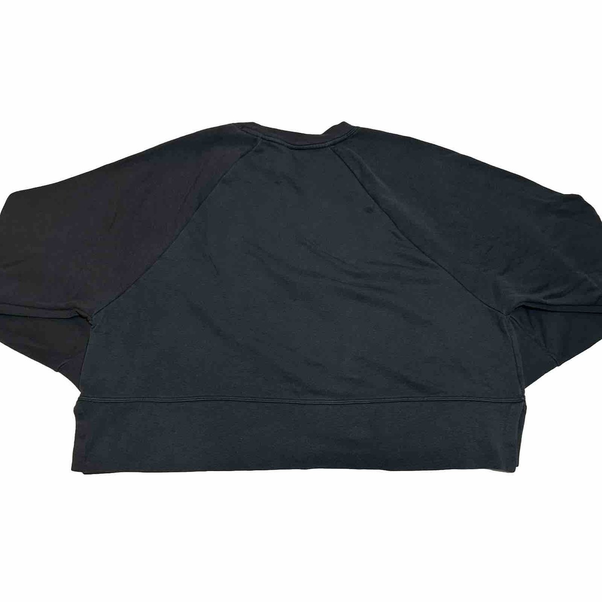 nike black cropped sweater