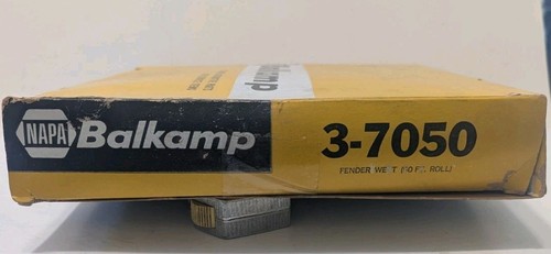 Belkamp 42 ft. Fender Welt trim for vintage cars & trucks, Black color - Picture 2 of 5