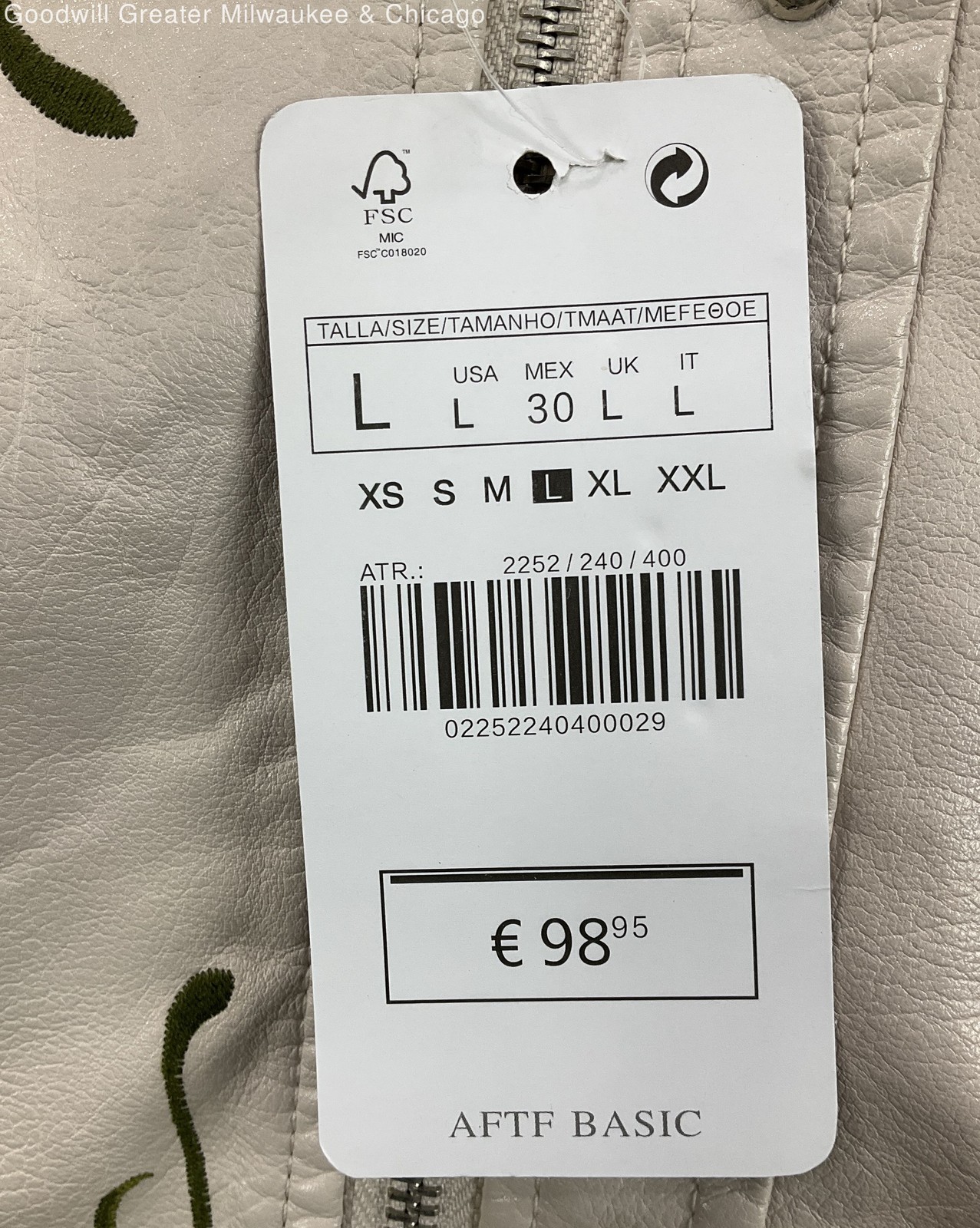 NWT After Basic Women's Jacket Size Large - image 4