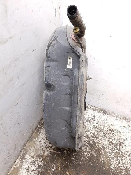 08-14 SCION XD 1.5L 4CYL GAS FUEL TANK ASSEMBLY  Foto 4 de 4
