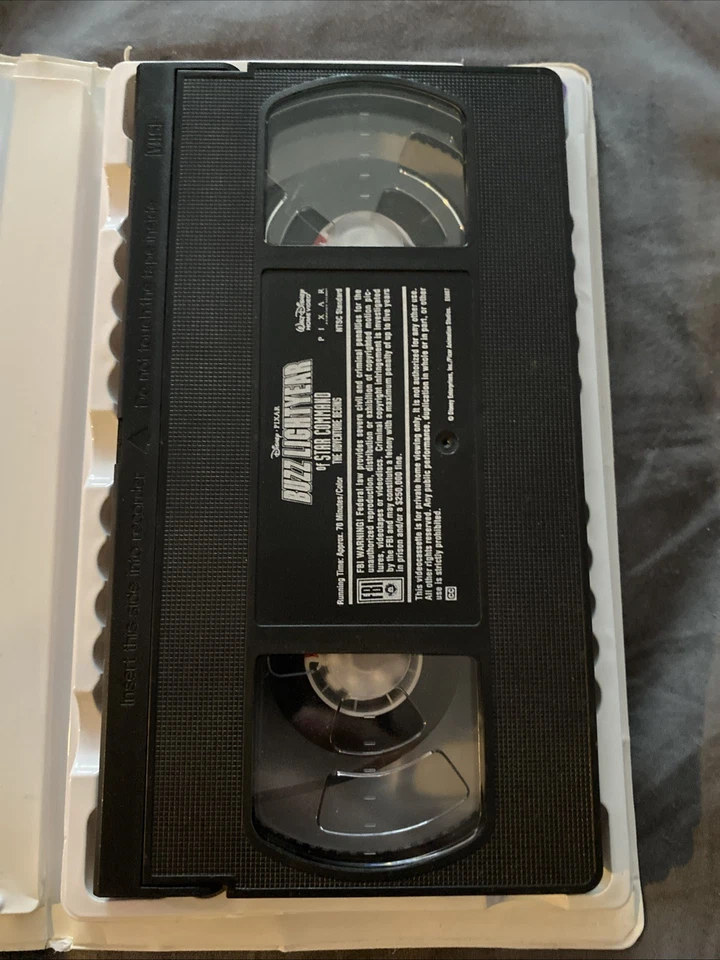 Buzz Lightyear of Star Command: The Adventure Begins 2000 VHS Clamshell Edition - Image 2 of 3