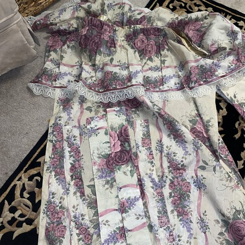 Vintage 90s JCPenney Roses Swag Shower Curtain With Tie Backs Ruffle Lace