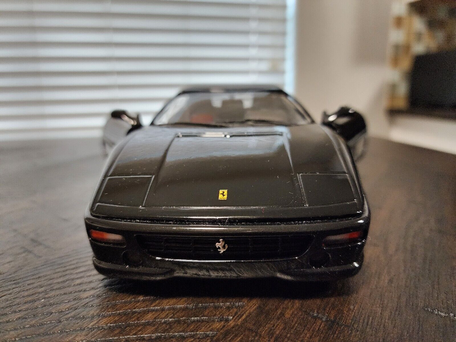 Hot Wheels 1:18 Ferrari 355 GTS Model Kit - very rare and complete!