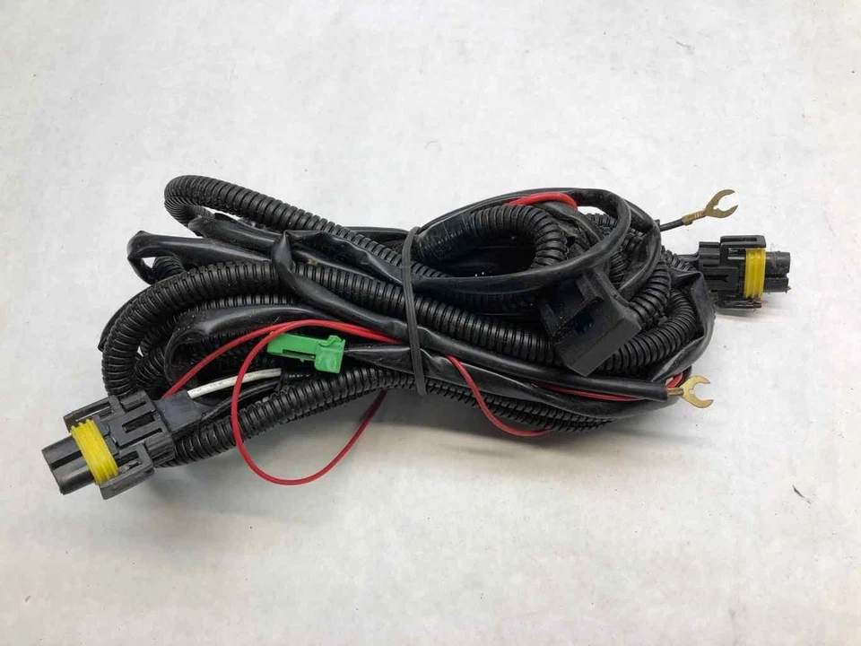 Luces antiniebla izquierda derecha Toyota Corolla 2009-2013 mercado de accesorios con moldura y arnés Foto 2 de 4