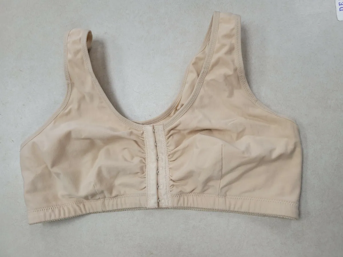 ABC American Cancer Care Style 110 Leisure Mastectomy BRA Size =C/D Beige