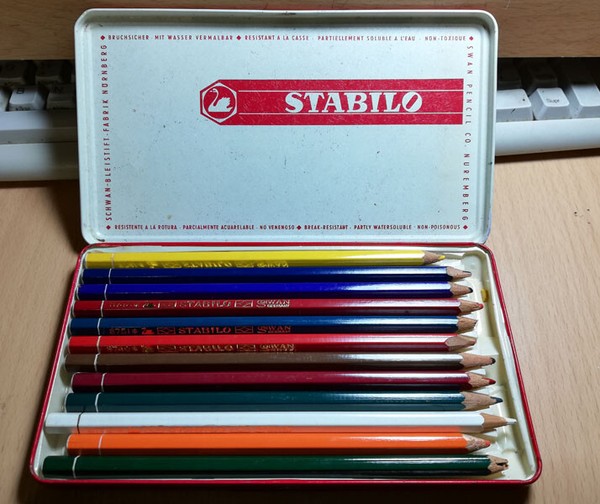 STABILO SCHWAN - ANTIGUA CAJA METALICA DE LAPICES DE COLORES