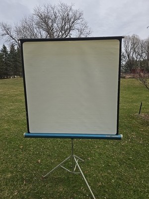 Da-lite Deluxe Challenger Movie Projector 50x50 Screen Tripod Vintage Blue