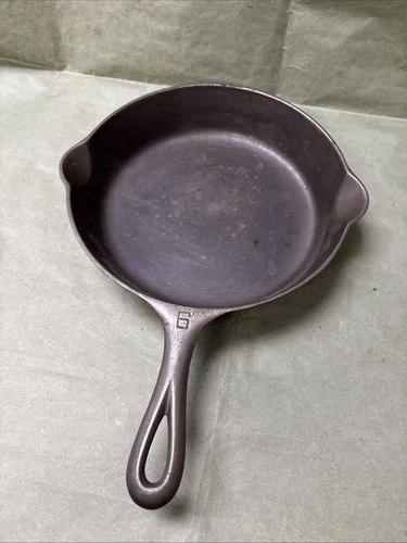 Rare Vintage Griswold #6 Cast Iron Skillet Slant Logo 239 Erie PA