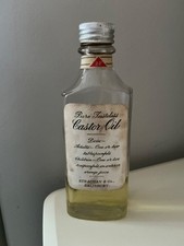 VINTAGE APOTHECARY MEDICINE COLLECTORS BOTTLE CASTOR OIL STRACHAN SALISBURY RARE