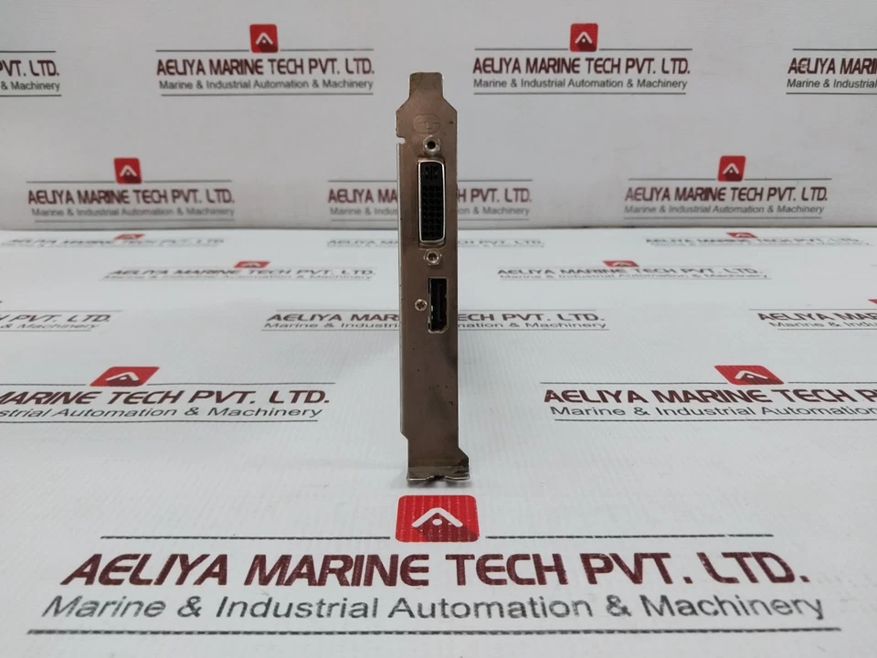 ADVANCED MICRO DEVICES C553 Radeon Graphics Card - Image 2 of 4