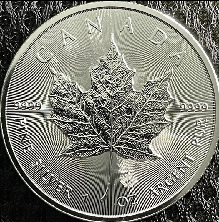 1oz 2015 Canadian Maple Leaf 5ドル 銀貨 2015 Queen Elizabeth II Canadian Silver Maple Leaf 1 Oz