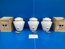 Vinaigrier en Grès Blanc 4,7L Digoin + ROBINET BOIS NEUF 2 -ème choix  .