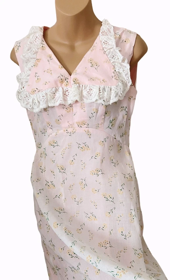 Vintage 60's 70's Pink Flocked Daisies Bridesmaid Sleeveless Prom Dress Boho  10 - Image 2 of 4