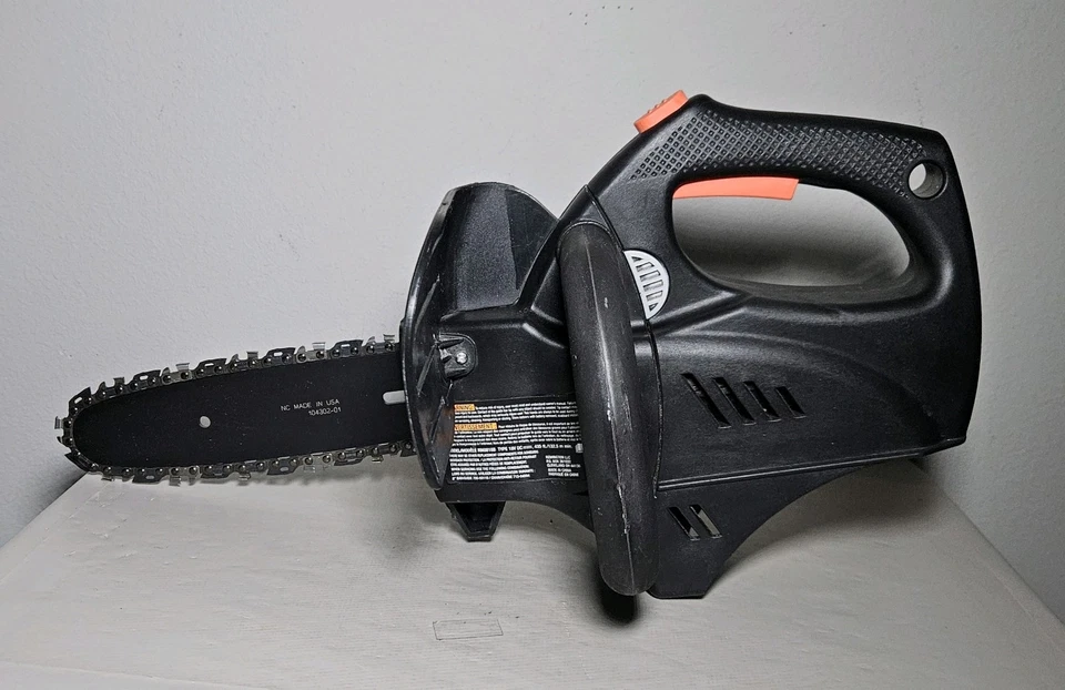 Remington Cordless 8" Chainsaw 18V Battery Powered Model RM0818B *No Battery* - Image 2 of 4