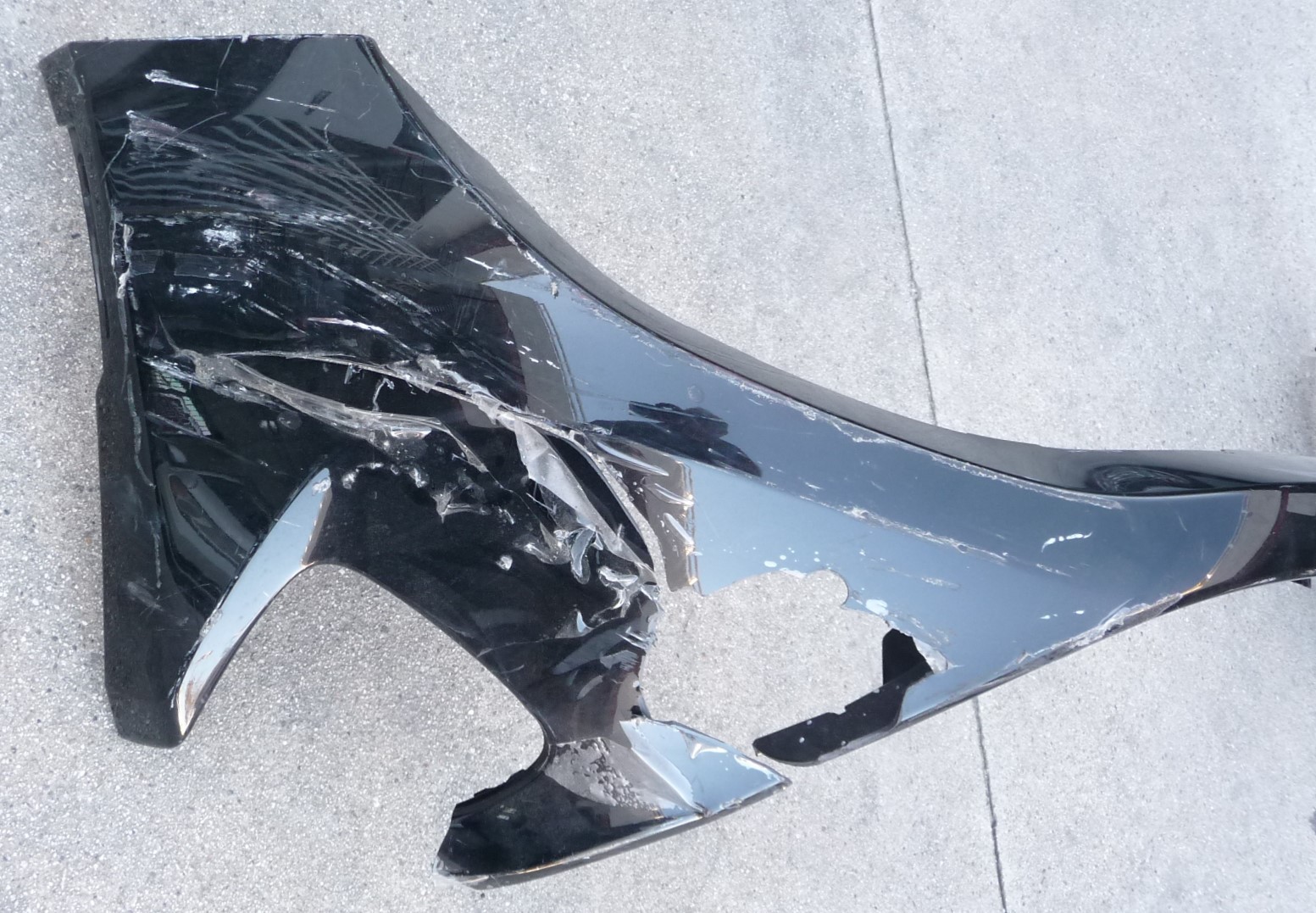 2023-2025 McLaren 750s Rear Bumper Damaged Upped Cover 28AA222CP OEM