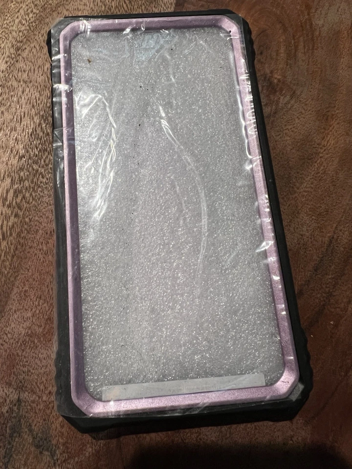 Funda para iPhone con armadura resistente púrpura con soporte Foto 2 de 2