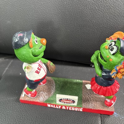 Red Soxボブルヘッド Bobblehead Friends Boston Red Sox Bobblehead - Wally & Tessie Mascot Hood Kid Nation