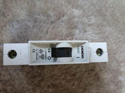 Siemens 5 SX21 C25 Circuit Breaker  230/400V