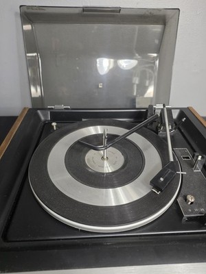 Panasonic SD-203 FM/AM Stereo Music Center Record Player Receiver