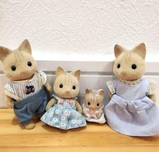 Sylvanian Families Ivory Cat Family Early Edition Rare Collectible Doll Set