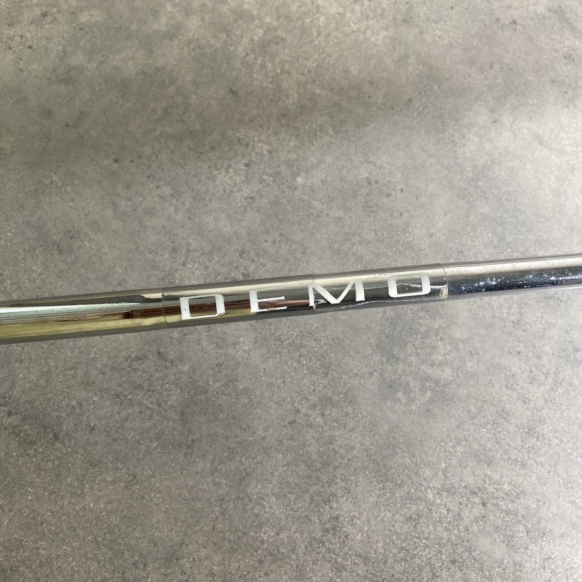 Fer TaylorMade R7 6 (28°) - Manche Acier T-Step 90 Régulier - Main Droite