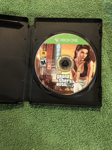Grand Theft Auto V Microsoft Xbox One GTA 5 Complete With Maps And Manual - Picture 3 of 5