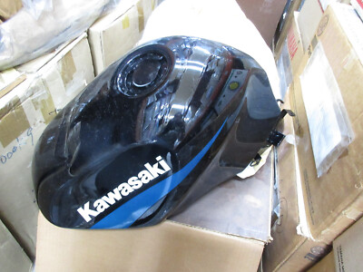 LGB/ タンク 1991 1992 Kawasaki ZX600D ZX600 Ninja OEM Fuel Gas Tank