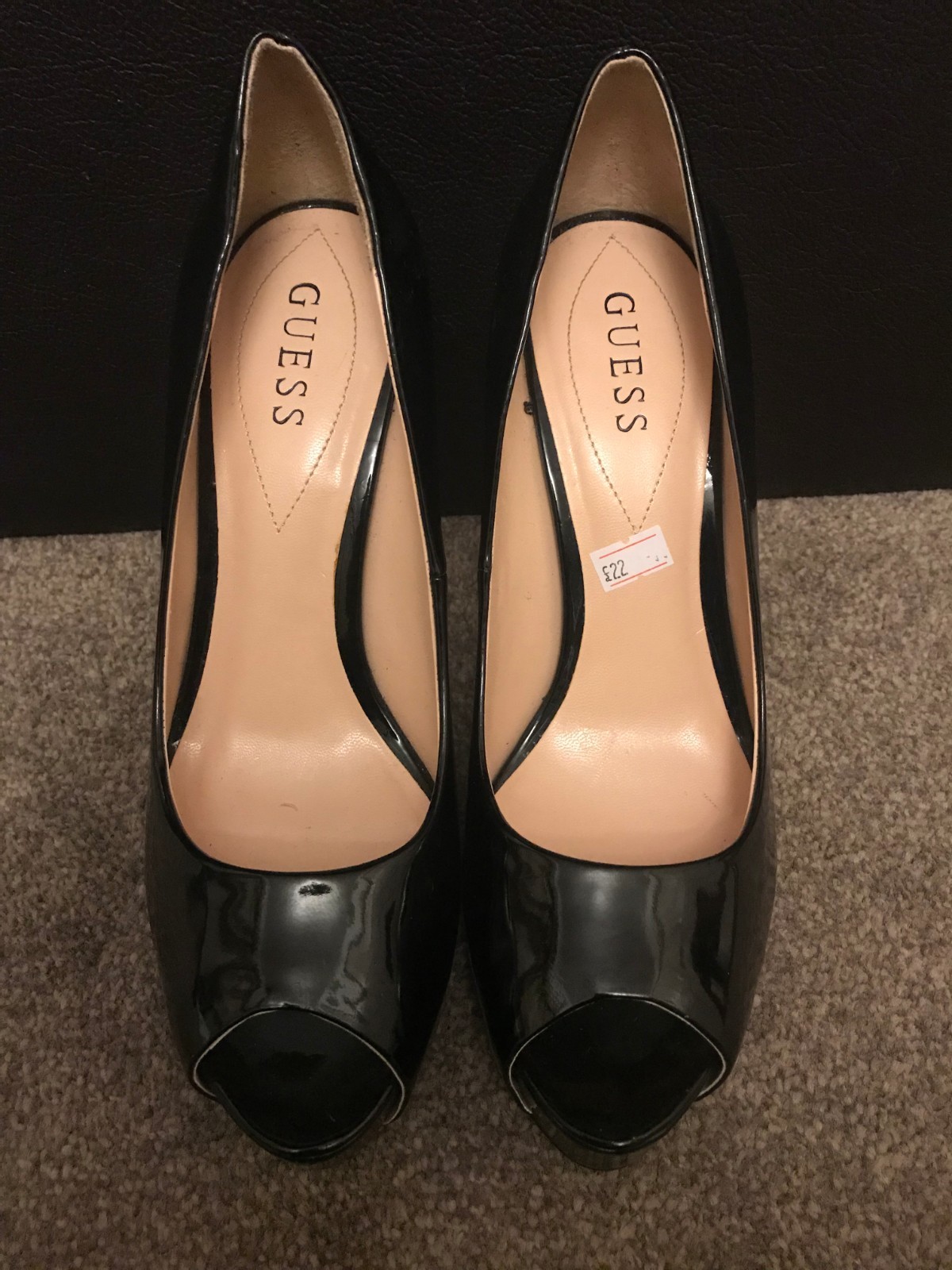 guess black peep toe heels