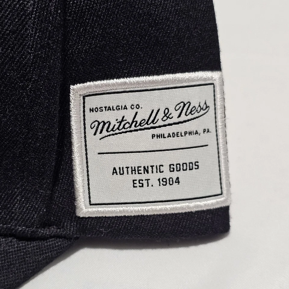 Gorra de béisbol Mitchell & Ness negra arco iris ajustable gorra nueva bordada  Foto 3 de 4