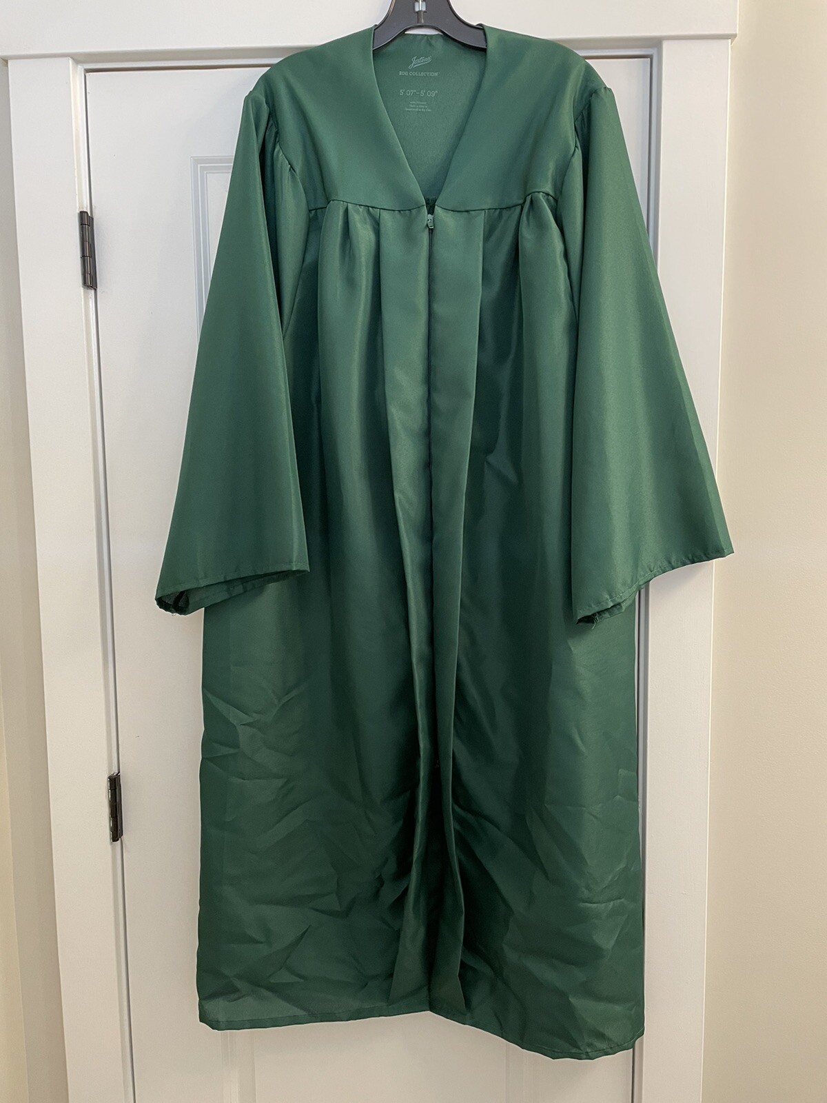 Josten's Green Graduation Gown 5' 7" 5' 9" Worn Onc… Gem
