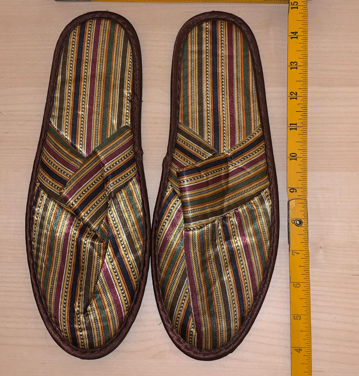 PANTOFOLA D’ORO 2 paia di pantofole di lusso piatte in seta satinata unisex UK 7 8 oro + rosso verde a righe*