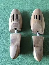 Vintage Cedar Wood Shoe Keepers - Size Medium
