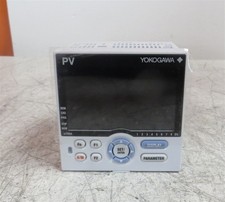 Yokogawa UT55A-042-10-00 Digital Indicating Controller