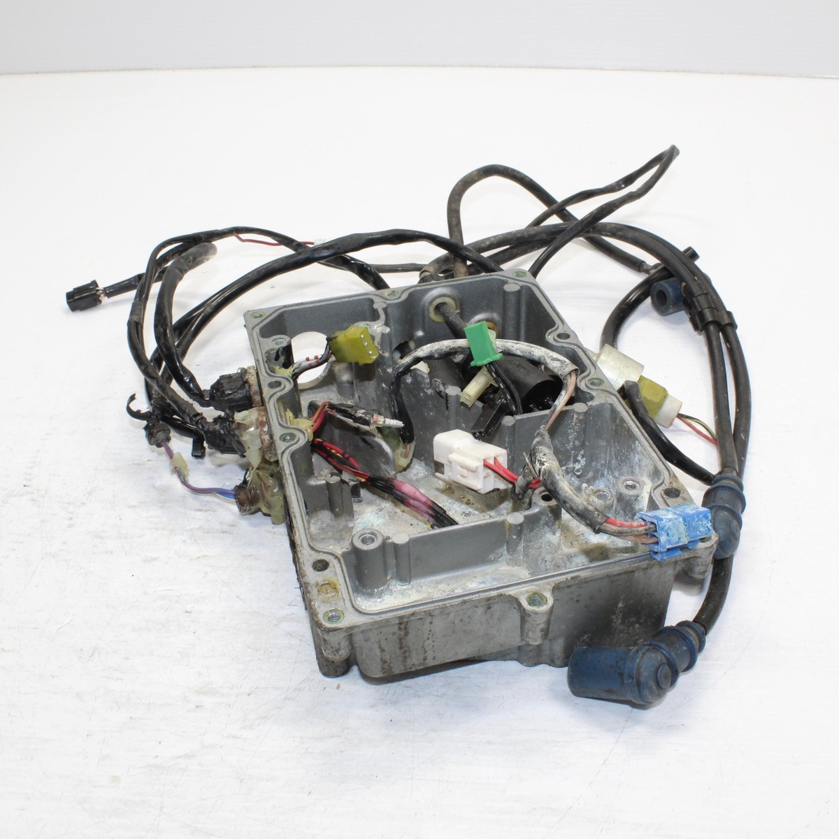 1998 KAWASAKI JET SKI 1100 STX OEM ELECTRICAL HOUSING WITH COILS