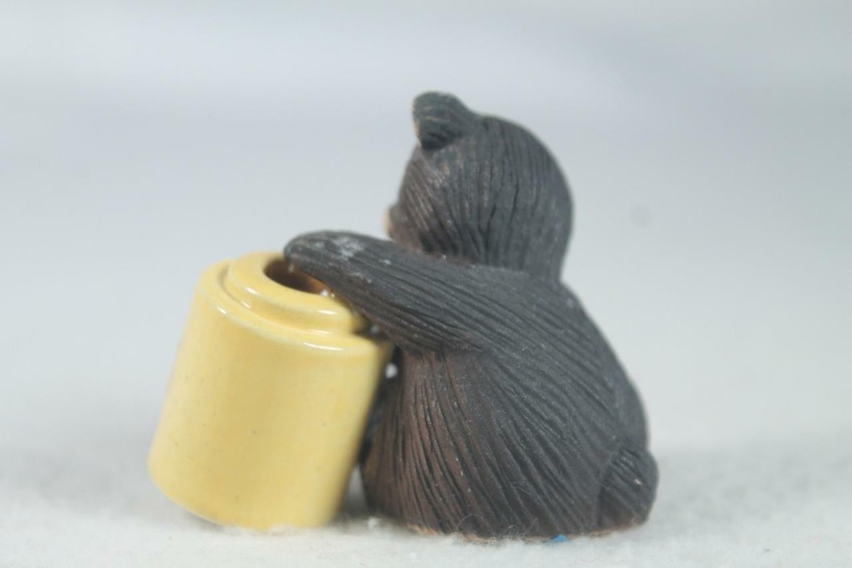 Rinconada Classic #331A Baby Bear With Honey Pot Retired in 1999